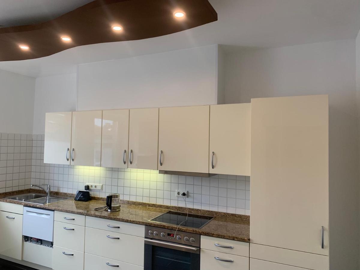 Mainaschaff Mainpark Apartment 4 Schlafzimmer Bis Zu 10 Personen Direkt Ueber Aschaffapartment Bei Aschaffenburg מראה חיצוני תמונה