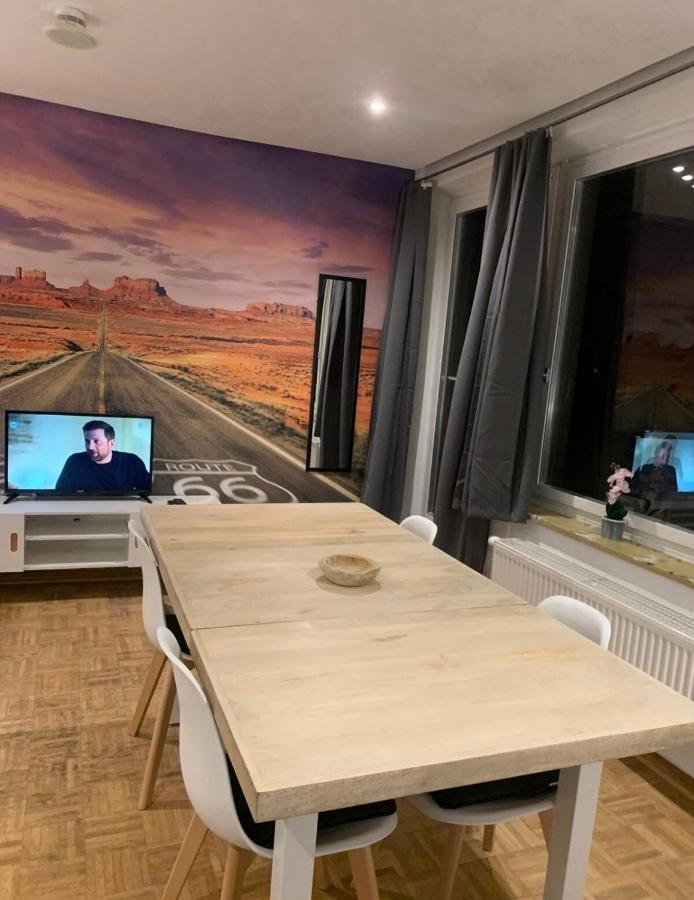 Mainaschaff Mainpark Apartment 4 Schlafzimmer Bis Zu 10 Personen Direkt Ueber Aschaffapartment Bei Aschaffenburg מראה חיצוני תמונה